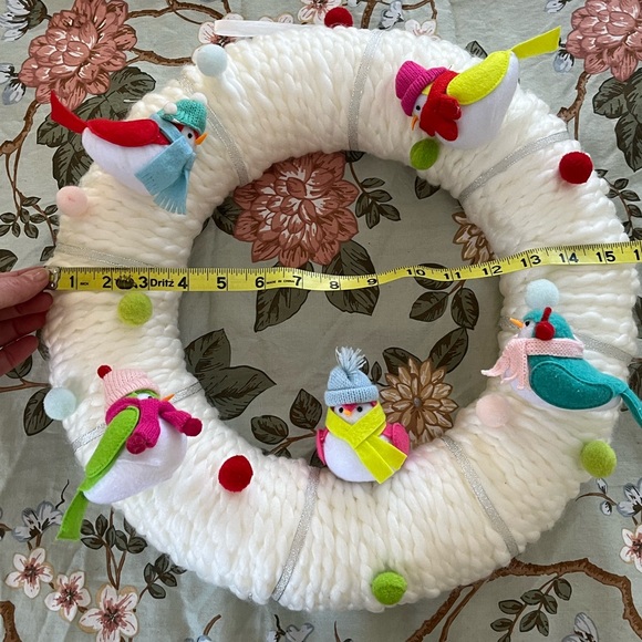 Target Winter Birds White Yarn Wreath - Picture 5 of 5